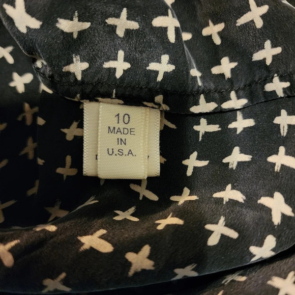 Rebecca Minkoff Silk Blouse Size 10 *runs small* - Picture 12 of 13